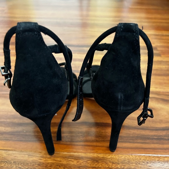 Gianni Bini Black High heels - Picture 3 of 5